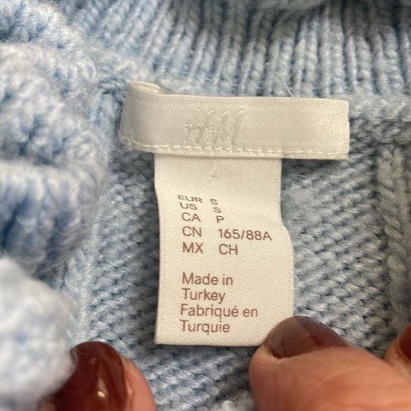 H&M Light Blue Cable Knit Turtleneck Sweater - Picture 5 of 11